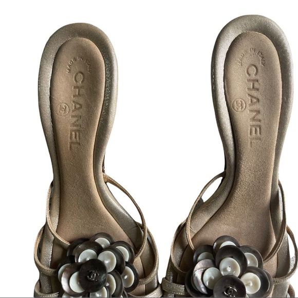 COPY - COPY - CHANEL Camellia Sandals - Picture 5 of 7